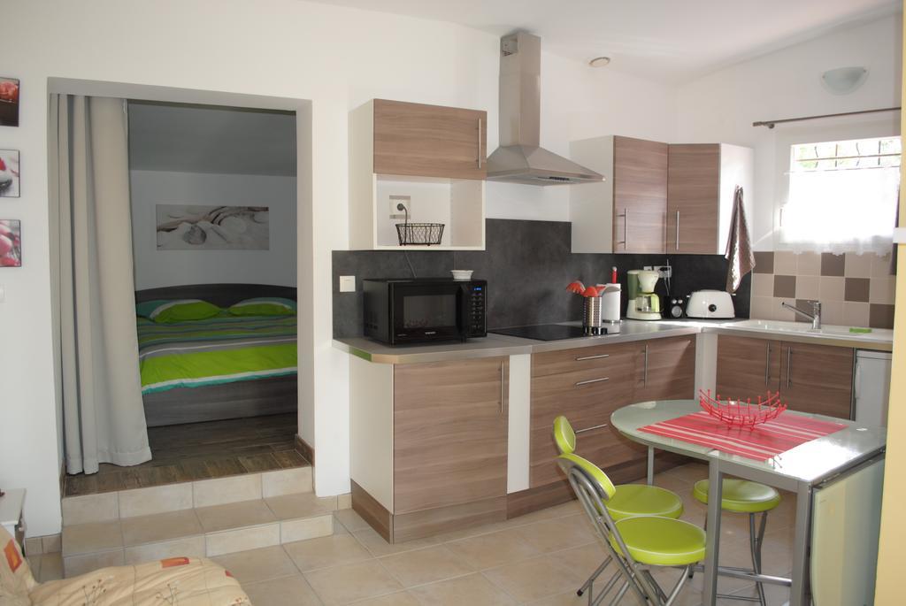 Les Cypres Florentins Colomiers Zimmer foto